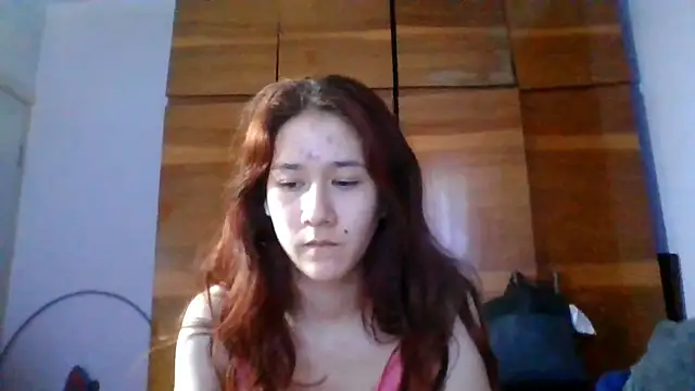 NickiKisinger online show from April 28, 2026, 5:12 am
