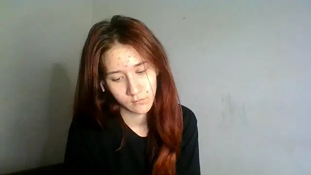 NickiKisinger online show from May 3, 2026, 5:13 am