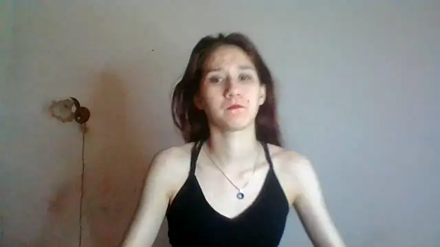 NickiKisinger online show from May 13, 2026, 7:28 am