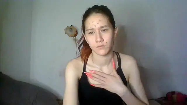 NickiKisinger online show from May 17, 2026, 7:28 am