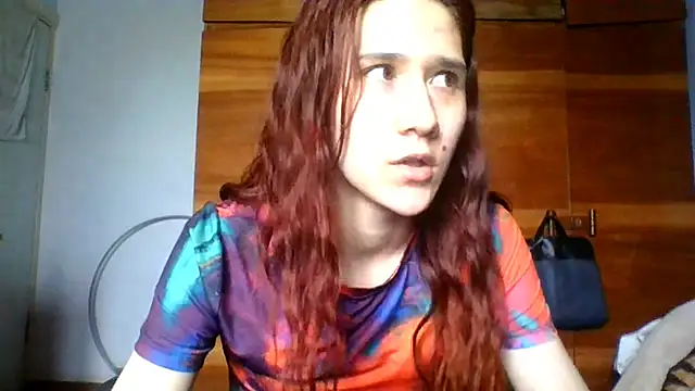 NickiKisinger online show from June 6, 2026, 7:13 am