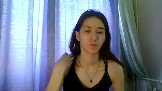 NickiKisinger online show from July 18, 2026, 7:34 am