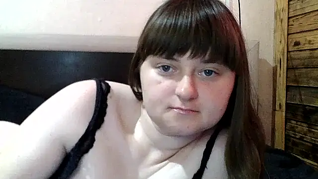 Snapshot of LuckyLust15 chatting on July 20, 2026, 1:13 pm LuckyLust15 online show from July 20, 2026, 1:13 pm