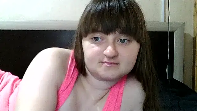Snapshot of LuckyLust15 chatting on August 3, 2026, 4:22 pm LuckyLust15 online show from August 3, 2026, 4:22 pm