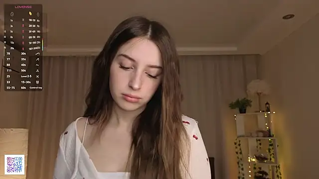 LeanneDinkle online show from March 13, 2026, 4:30 am