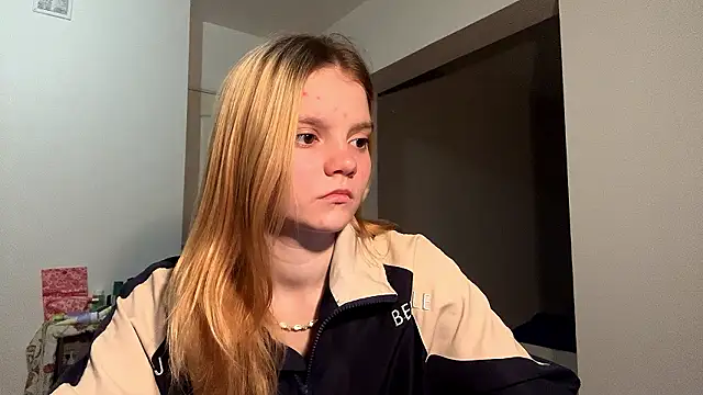 Tiffany Muse online show from March 13, 2026, 2:07 am