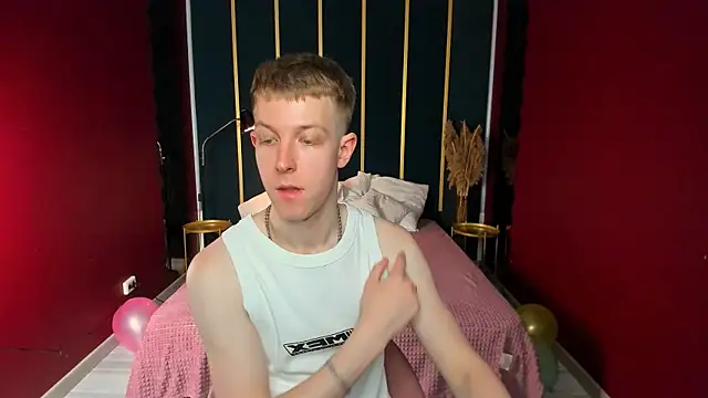 Snapshot of Dylan_Norton chatting on June 19, 2026, 11:03 am Dylan Norton online show from June 19, 2026, 11:03 am