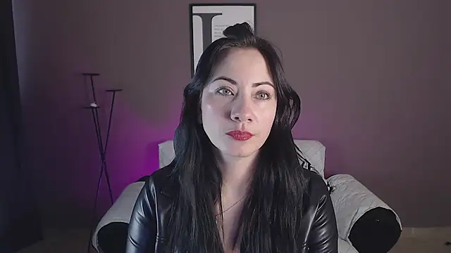 Bella jh online show from June 30, 2026, 7:48 pm