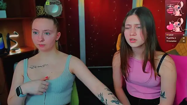 Snapshot of arianaa_cat chatting on March 14, 2026, 9:37 am arianaa cat online show from March 14, 2026, 9:37 am