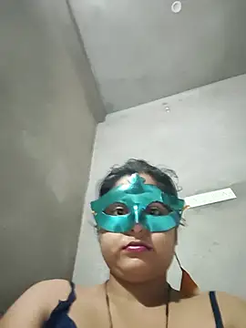 Snapshot of Sexy_khushi19 chatting on May 16, 2026, 12:40 am Sexy khushi19 online show from May 16, 2026, 12:40 am