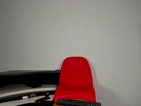 CRISTHIAN WOLF1 online show from February 3, 2026, 12:20 am