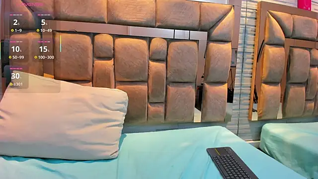 rebecca ponce  online show from March 7, 2026, 3:31 pm