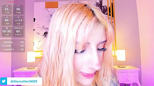 AlannaViera online show from July 10, 2026, 3:25 pm