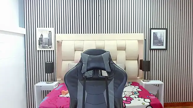 Sophia Valentina online show from February 25, 2026, 12:48 pm