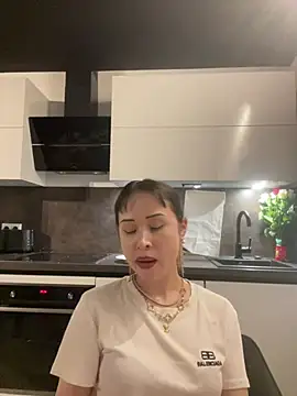 Snapshot of Just-Lilly chatting on June 14, 2026, 2:35 am Just-Lilly online show from June 14, 2026, 2:35 am