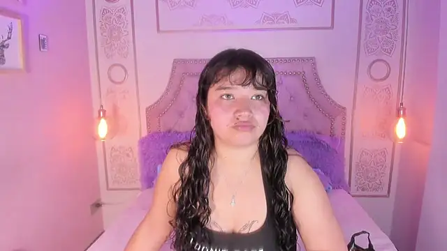 Snapshot of Honny_Blaice_ chatting on June 2, 2026, 11:45 am Honny Blaice online show from June 2, 2026, 11:45 am