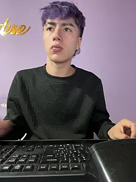 AlexanderCollman2 online show from February 13, 2026, 4:19 am