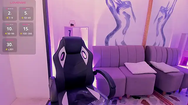 CarolineFyre online show from February 16, 2026, 2:46 pm