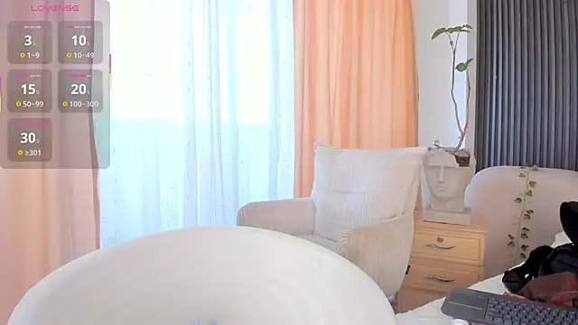 Snapshot of CarolineFyre chatting on July 28, 2026, 2:35 pm CarolineFyre online show from July 28, 2026, 2:35 pm