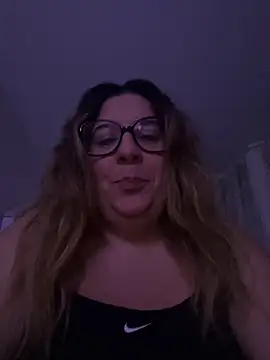 JasmineGlow7 online show from March 28, 2026, 1:05 am