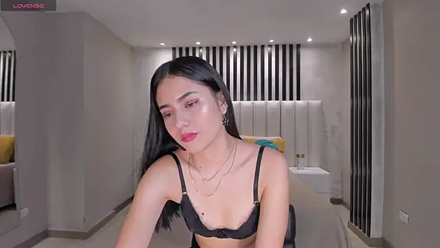 LucieMartin online show from March 3, 2026, 7:31 pm