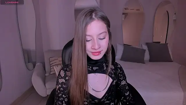 IsabellaMorettiX online show from April 26, 2026, 4:10 am