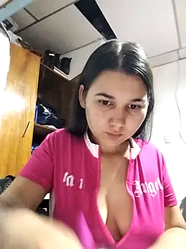 Merliah 1 online show from April 29, 2026, 1:59 pm