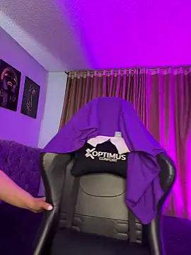 SavageBond  online show from February 3, 2026, 5:49 am