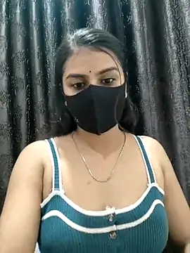 Snapshot of Alix_cuti chatting on June 2, 2026, 5:48 pm Alix cuti online show from June 2, 2026, 5:48 pm