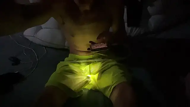 Snapshot of Mardelrey chatting on April 1, 2026, 9:45 pm Mardelrey online show from April 1, 2026, 9:45 pm