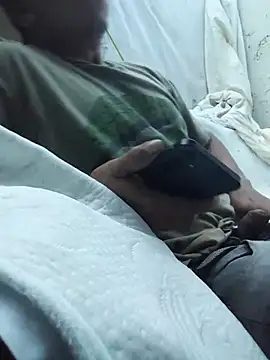 bigbooietx online show from February 12, 2026, 9:21 pm