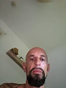 Snapshot of CheapExpress97 chatting on August 1, 2026, 6:07 pm CheapExpress97 online show from August 1, 2026, 6:07 pm