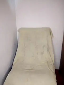 Scarlet Luxe online show from February 6, 2026, 1:43 am