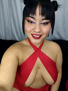 zoe love18 online show from April 3, 2026, 3:37 am