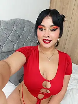 zoe love18 online show from May 7, 2026, 4:40 am