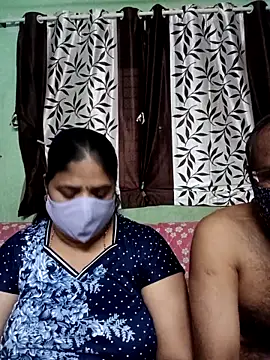 HoneyHush online show from February 24, 2026, 1:09 pm