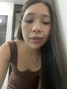 DULCE MARIA EF online show from March 17, 2026, 12:41 pm