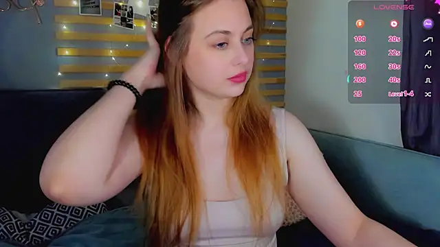 Alice Wanderr online show from March 3, 2026, 1:45 am