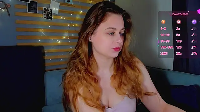 Alice Wanderr online show from March 17, 2026, 3:33 am