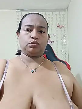 Snapshot of BustySexy_Nataly chatting on July 12, 2026, 11:23 am BustySexy Nataly online show from July 12, 2026, 11:23 am