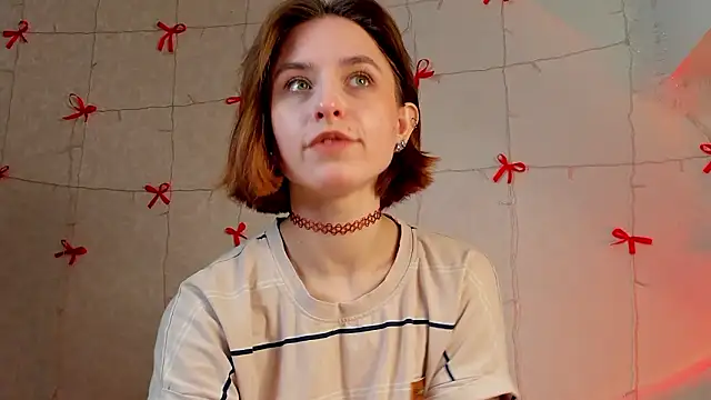 VelvetCaress online show from February 22, 2026, 9:41 am