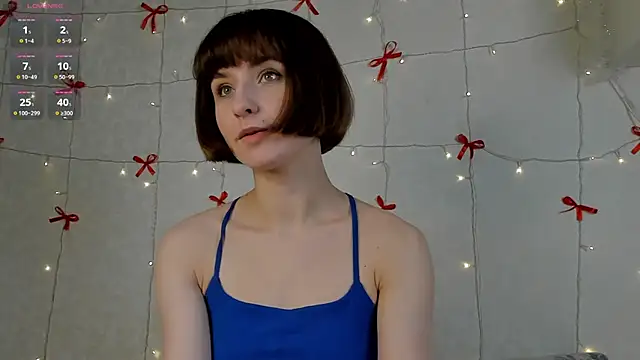 VelvetCaress online show from April 26, 2026, 9:40 am