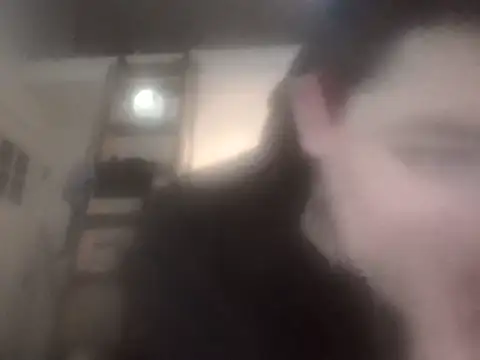 ddnutzxh online show from April 16, 2026, 8:15 am