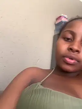 Snapshot of SexyLaylahx chatting on March 30, 2026, 10:38 am SexyLaylahx online show from March 30, 2026, 10:38 am