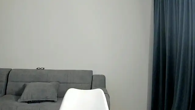 luna yum online show from March 15, 2026, 8:15 pm