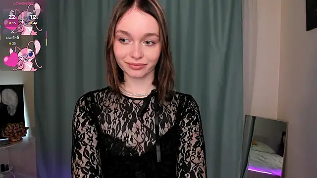 Snapshot of LillianPerry chatting on February 21, 2026, 7:48 pm LillianPerry online show from February 21, 2026, 7:48 pm