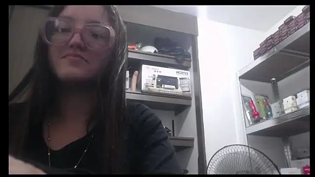 sheryl 25 online show from March 19, 2026, 4:27 am