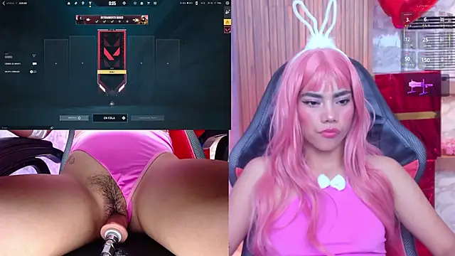 AriHale  online show from February 12, 2026, 8:59 pm