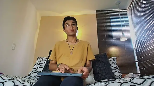 Damon Salvarote S online show from February 23, 2026, 8:06 pm