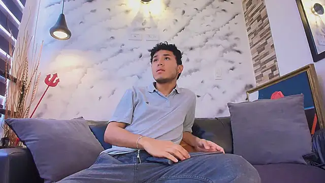 Damon Salvarote S online show from March 2, 2026, 6:37 pm